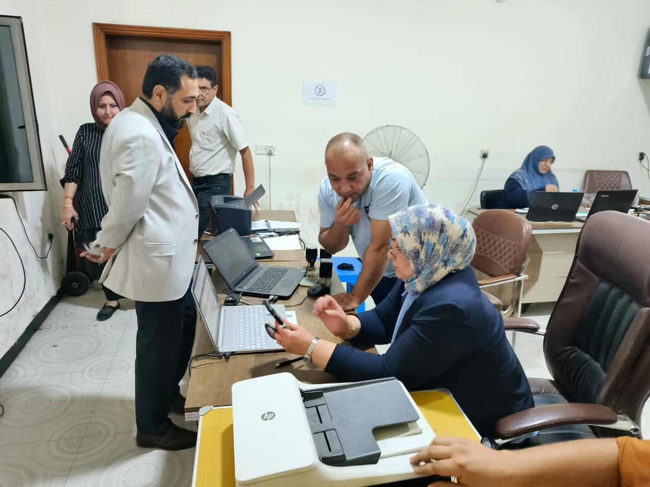 مدير عام دائرة التسجيل العقاري تجري زيارة ميدانية إلى مديرية الكاظمية الأولى لمتابعة الخدمات الإلكترونية