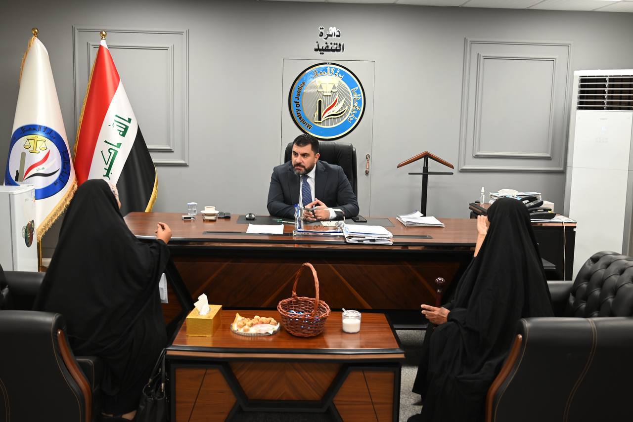 مدير عام دائرة التنفيذ يلتقي المواطنين ويوجه بإيجاد الحلول القانونية لطلباتهم