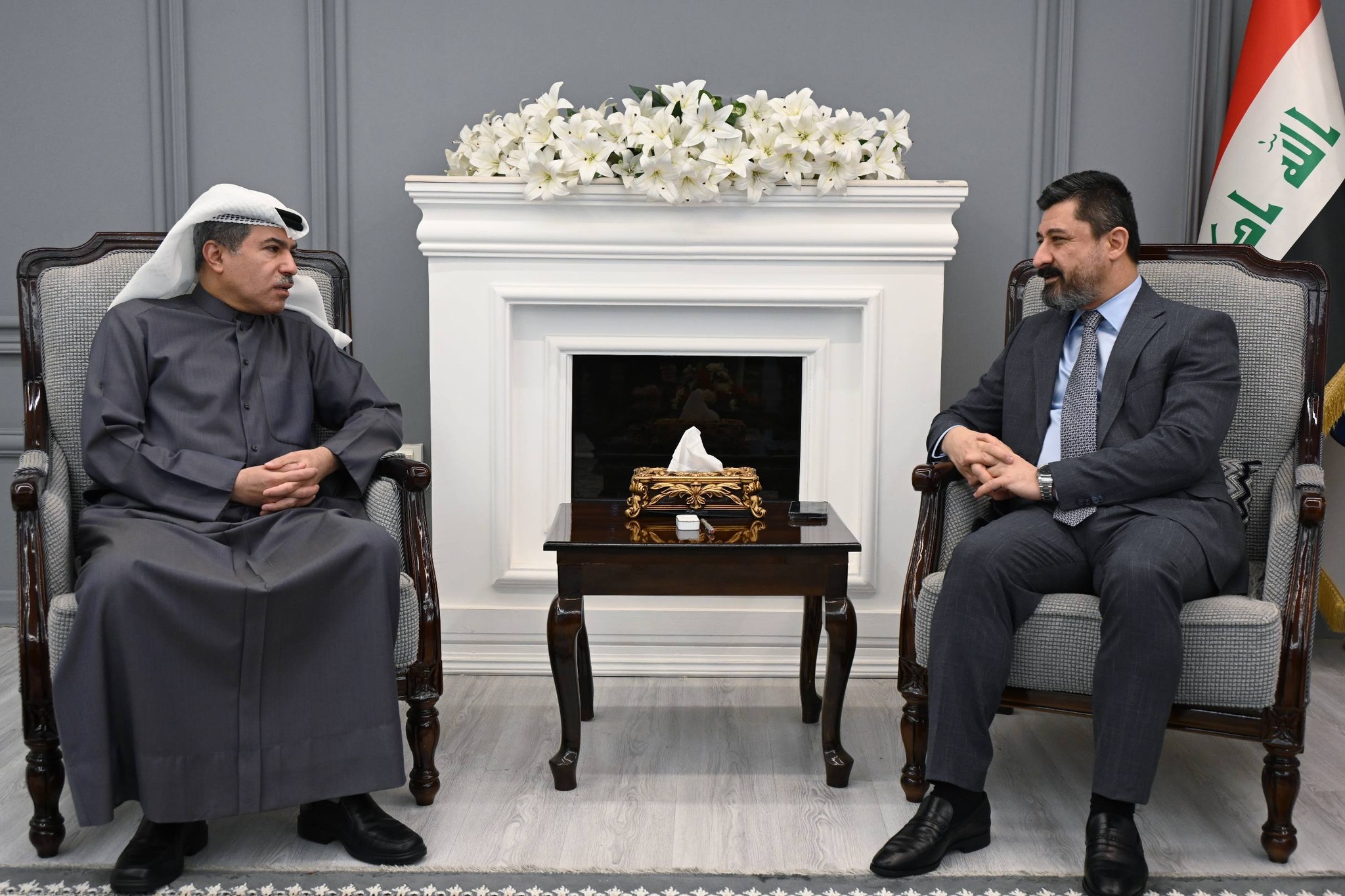 معالي وزير العدل الدكتور خالد شواني يستقبل سفير دولة الكويت لدى العراق السيد حسن محمد الزمان