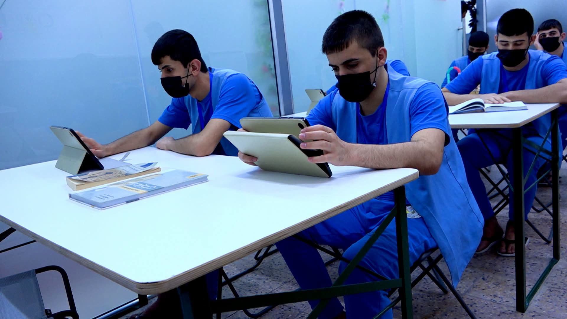 بهدف توفير بيئة تعليمية وثقافية للمودعين … وزارة العدل : دار ملاحظة الأحداث في نينوى تفتتح مكتبة إلكترونية لتعزيز برامج الإصلاح والتأهيل