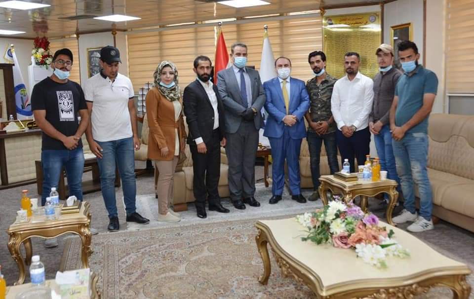 خلال استقباله عددا من متظاهري معهد الادارة القانونية ‏ وكليات القانون