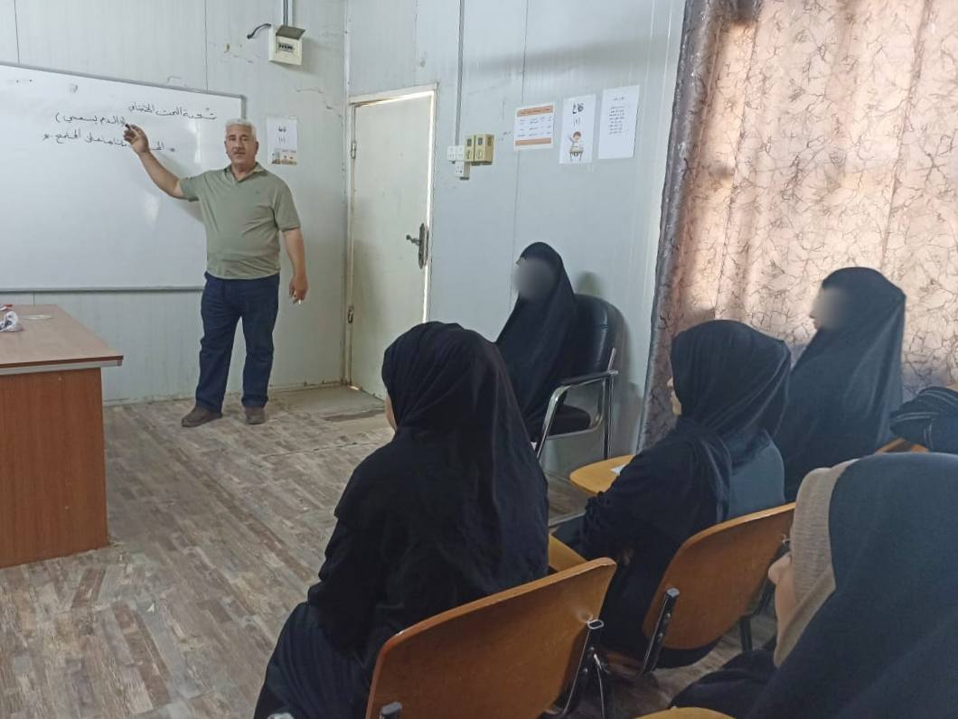 سجن الحلة يقيم محاضرات توعوية للنزيلات تنفيذاً لبرامج الاستراتيجية الوطنية لمواجهة التطرف العنيف المؤدي للارهاب