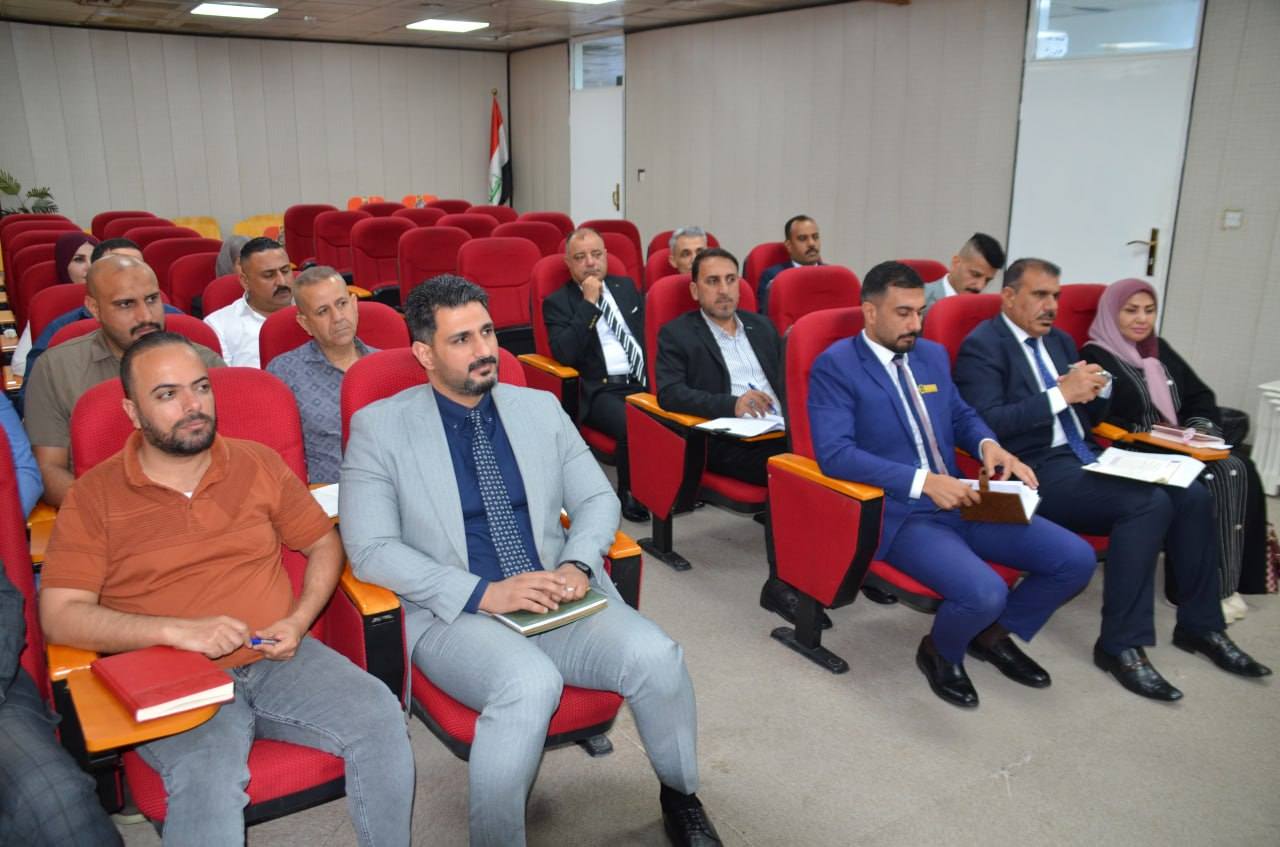 التخطيط العدلي بالتنسيق مع اتحاد الحقوقيين ينظم دورة تدريبية لتطوير خبرات عمل الممثلين القانونيين في الوزارة
