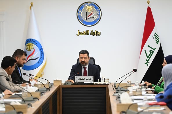 خلال اجتماعه بمديري مديريات التنفيذ في بغداد.. وزير العدل يوجّه بإعداد مشروع قانون جديد للتنفيذ يواكب التطورات القضائية والعدلية واستخدام الرقمنة في تنفيذ الأحكام