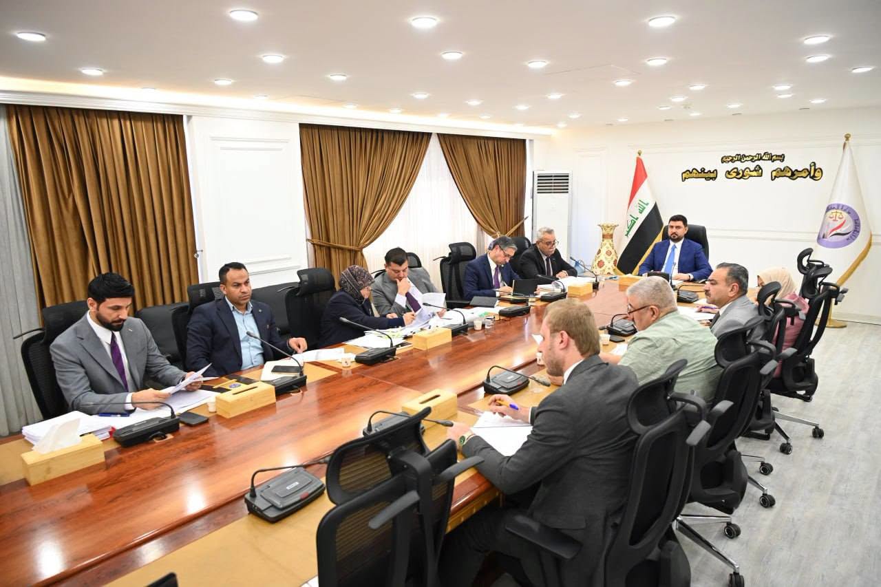 وكيل وزارة العدل الأقدم يترأس لجنة الأمر الديواني رقم (10) لسنة 2022 الخاصة بمتابعة ملف الأموال والحقوق المالية المستحقة للدولة العراقية