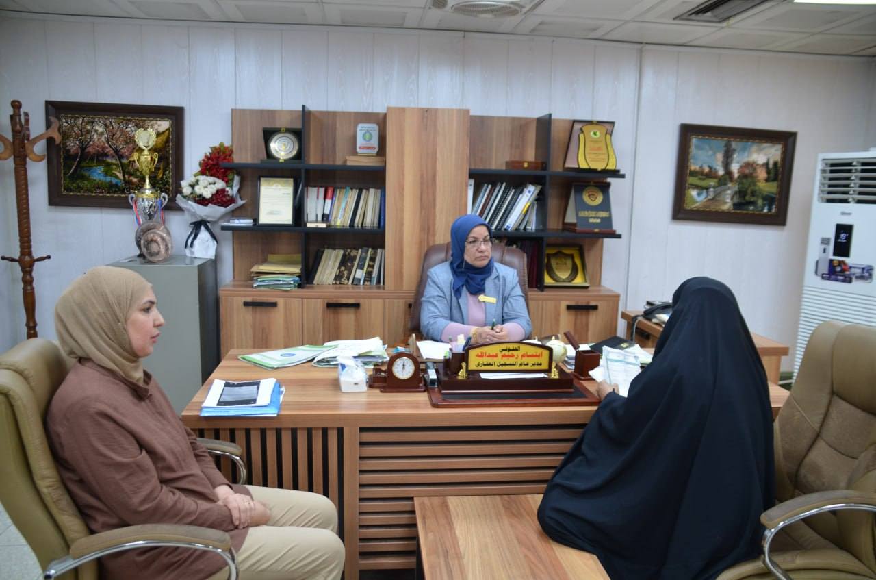مدير عام دائرة التسجيل العقاري تواصل مقابلاتها الأسبوعية لتسهيل معاملات المواطنين