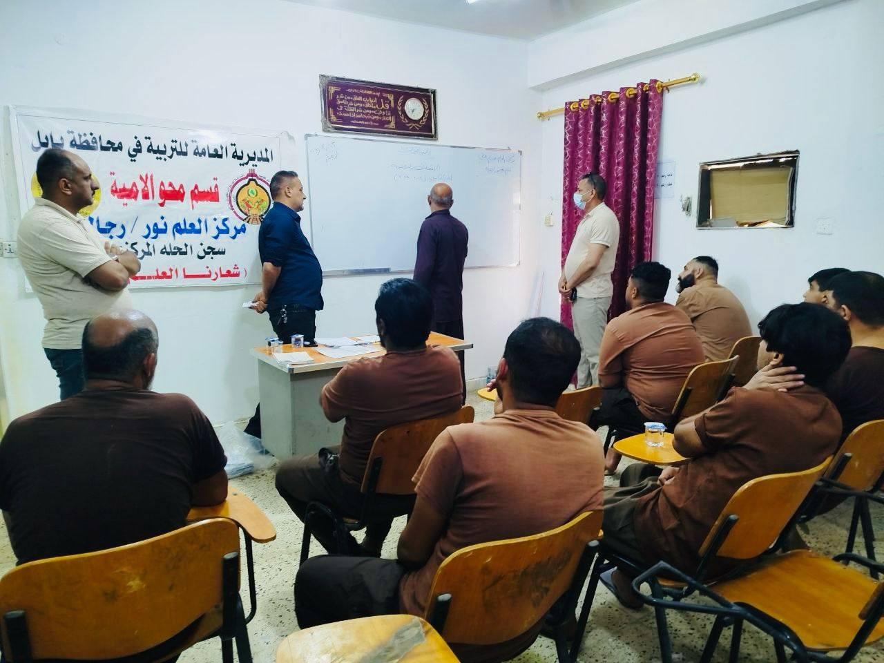 وزارة العدل تعلن تحقيق نسبة نجاح بلغت 98% في الامتحانات النهائية لمحو الأمية بمشاركة ٨٥٨ نزيل ونزيلة