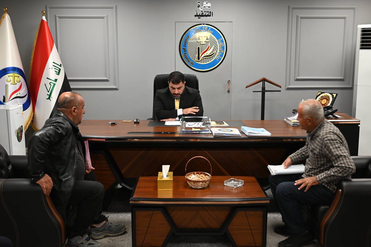 مدير عام دائرة التنفيذ يستقبل عدداً من المواطنين ويؤكد استمرار سياسة الباب المفتوح لخدمة المراجعين