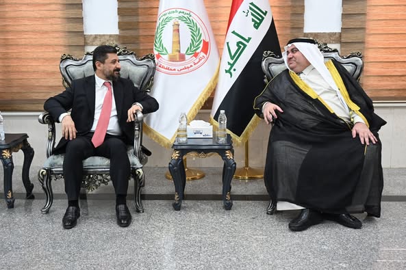 وزير العدل يلتقي رئيس مجلس محافظة نينوى لتعزيز التعاون بين الحكومة المحلية ومجلسها والوزارة لتطوير الواقع العدلي في المحافظة