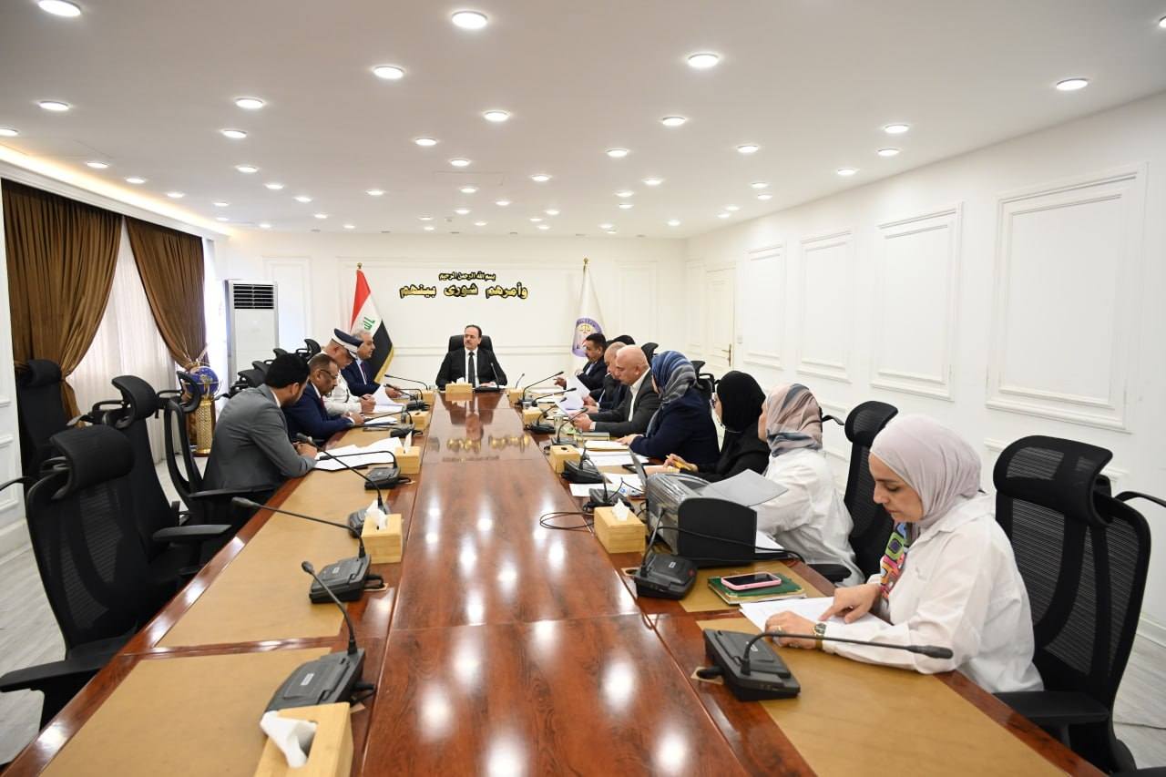 وكيل وزارة العدل للشؤون الإدارية والمالية يترأس اجتماع اللجنة التحضيرية لإعداد مشروع قانون الضمانات المنقولة