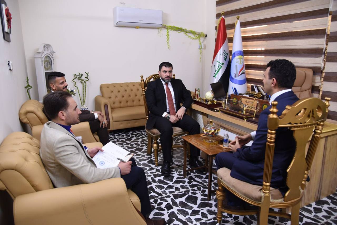 ضمن برنامج المتابعة الميدانية... مدير عام دائرة التنفيذ يتفقد مديرية تنفيذ الغزالية ويؤكد على تقديم افضل الخدمات للمواطنين