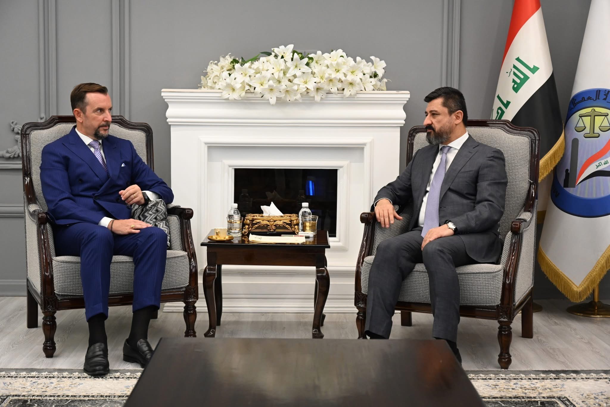 لتطوير العلاقات الدولية في المجالات العدلية .. وزير العدل د. خالد شواني يستقبل السفير الإيطالي ويبحثان التعاون المشترك بين البلدين في المجالات العدلية والقانونية