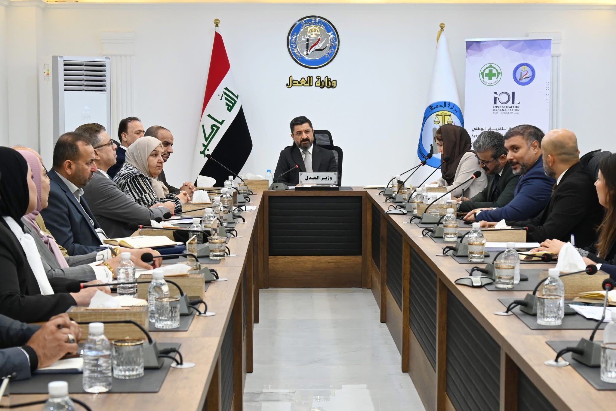 خلال ترؤسه اجتماع فريق الاستراتيجية الوطنية لسيادة القانون وزير العدل يوجه بإعداد الآليات التنفيذية لتطبيق الاستراتيجية
