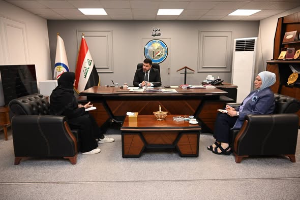 مــدير عام دائرة التنفيذ يوجه بتبسيط الاجراءات خلال لقائه المواطنين