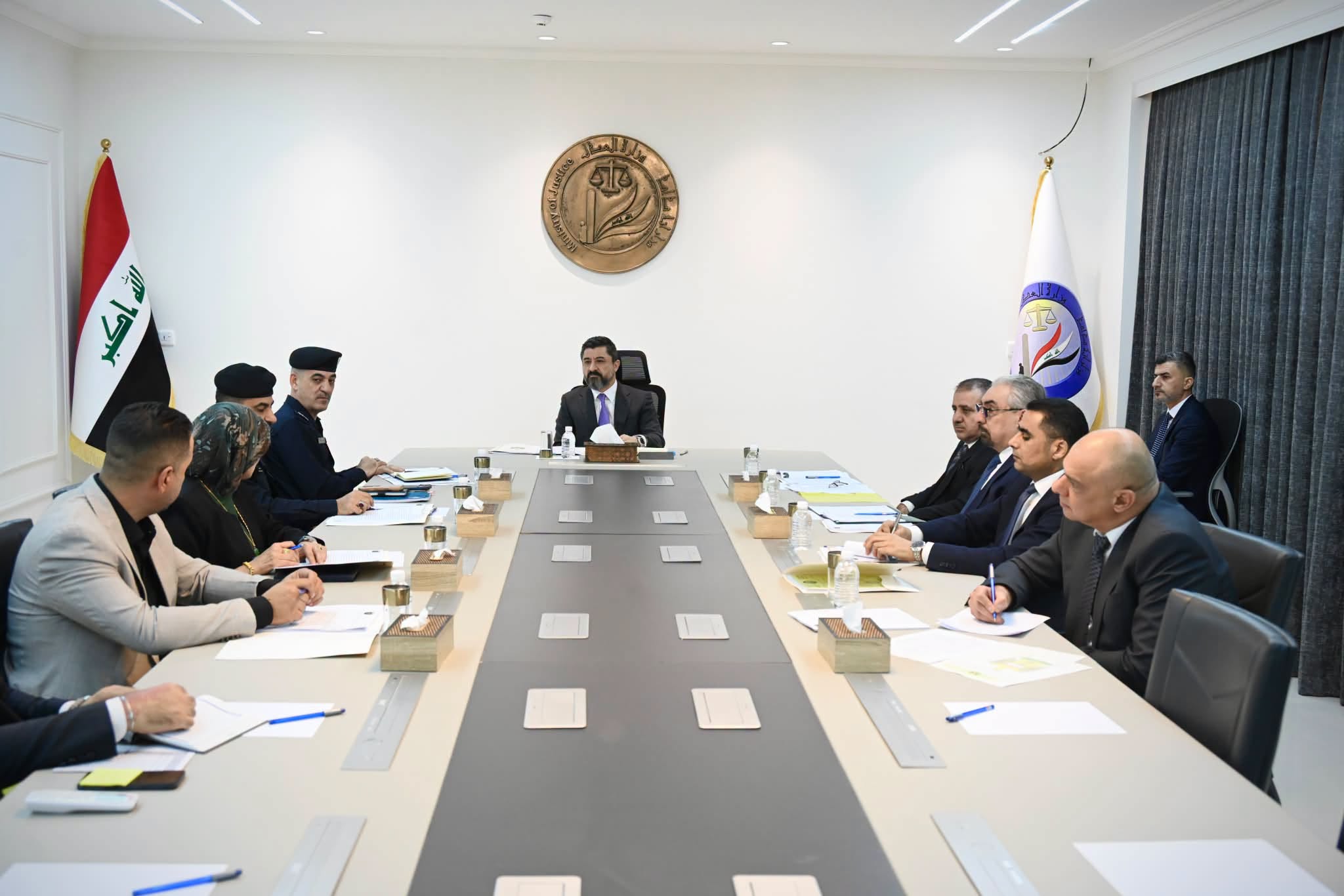 برئاسة معالي وزير العدل الدكتور خالد شواني….. لجنة الأمر الديواني المعنية بإزالة الآثار السيئة عن الكورد الفيليين تعقد اجتماعها وتصدر توصياتها لعرضها على مجلس الوزراء للمصادقة عليها